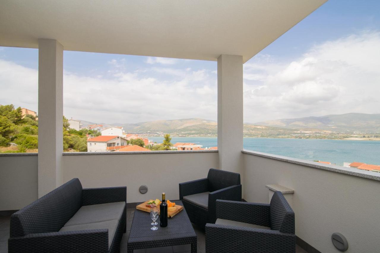 Apartments Pelja Trogir Exterior foto