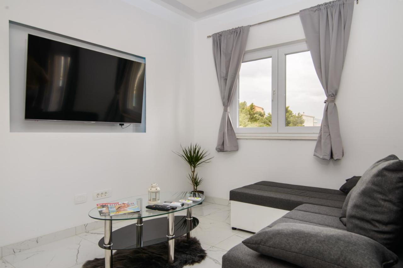Apartments Pelja Trogir Exterior foto