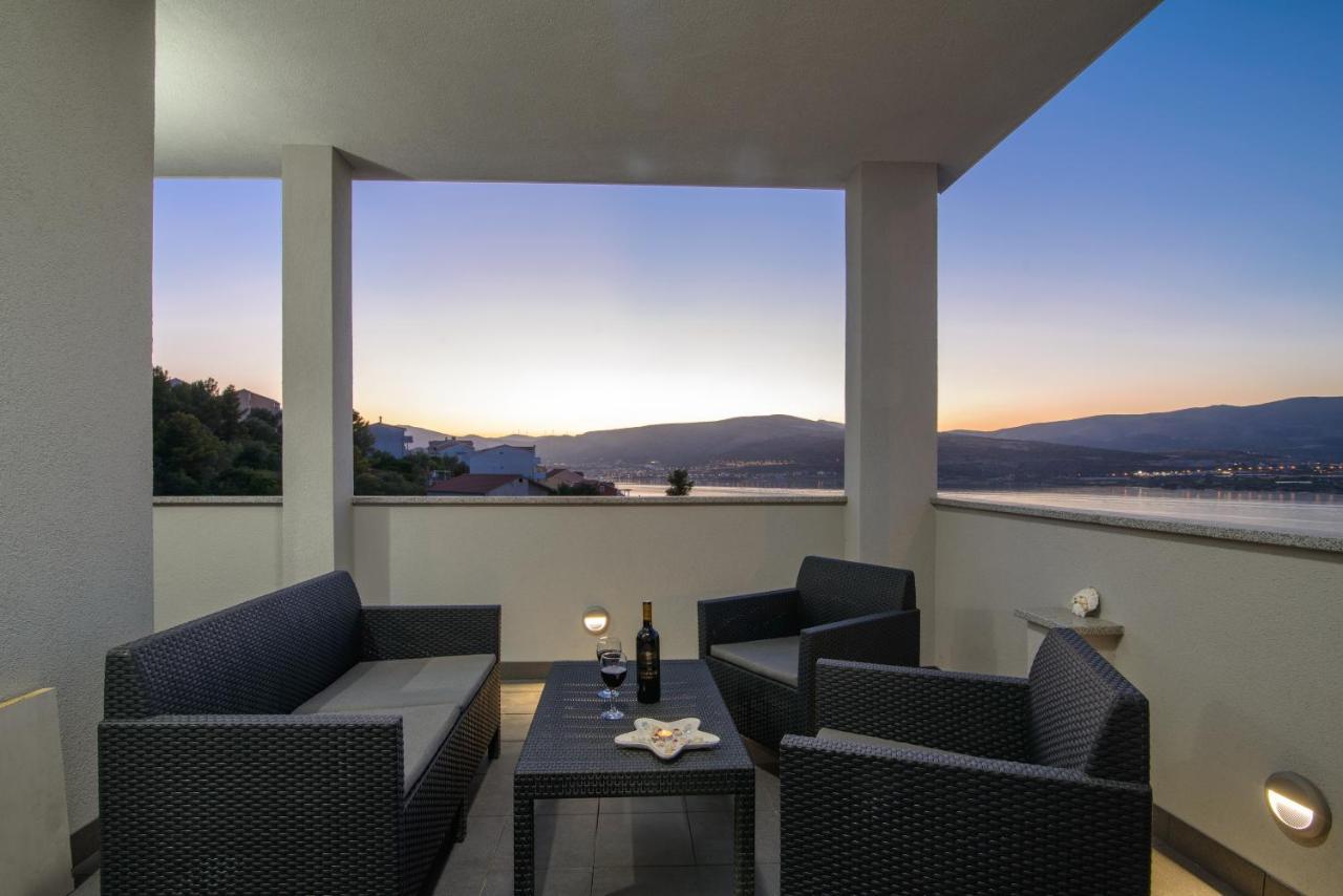 Apartments Pelja Trogir Exterior foto